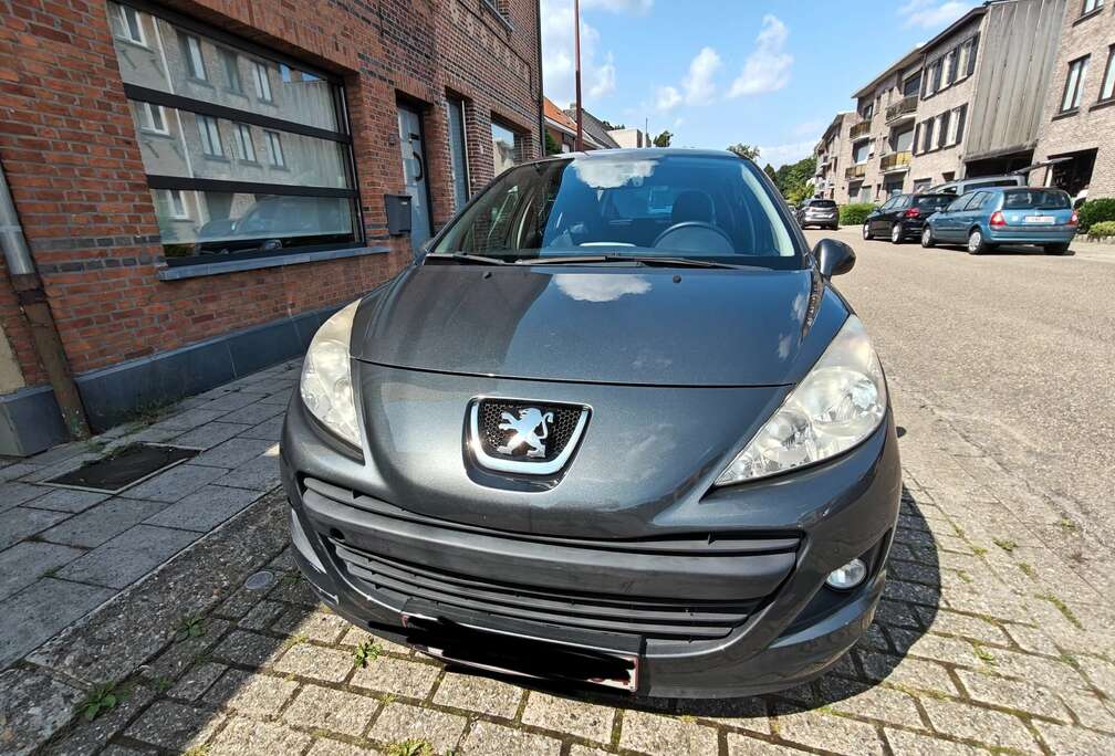 Peugeot 207 75 Filou