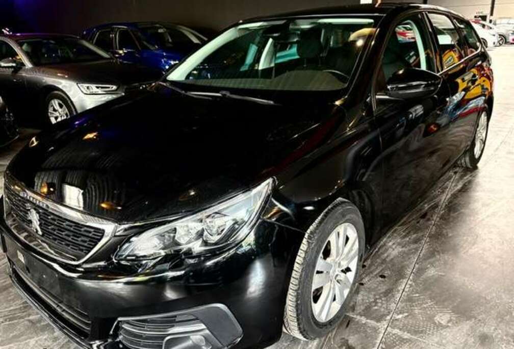 Peugeot BREAK 1.2 AUTOMATIQUE - A/C AUTO - MEDIA/TEL