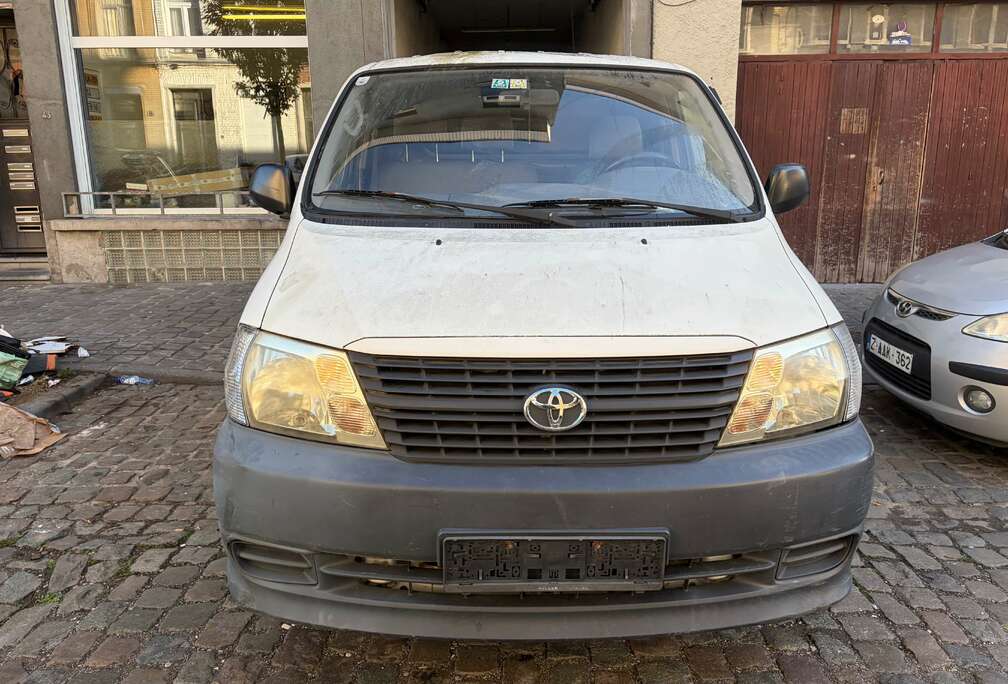 Toyota 2.5 Turbo D-4D VX uniquement l’export