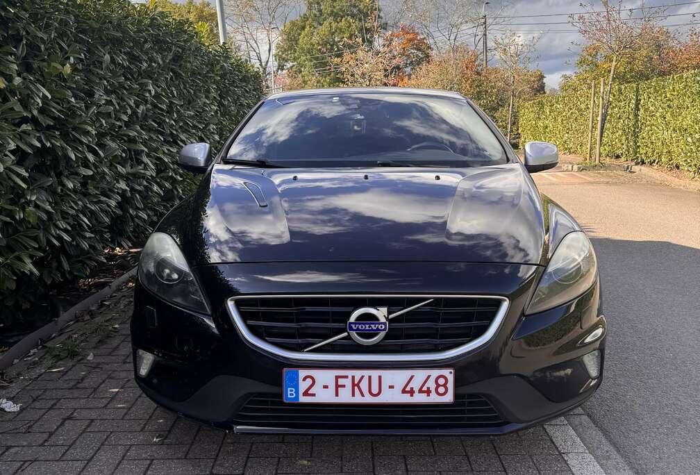 Volvo 2.0 D3 Summum R-Design