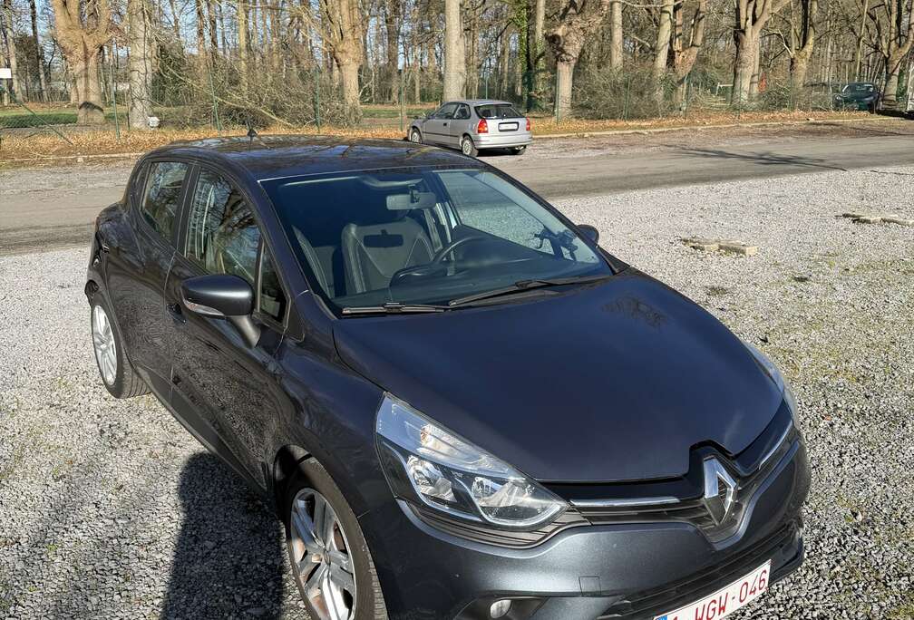Renault Basis
