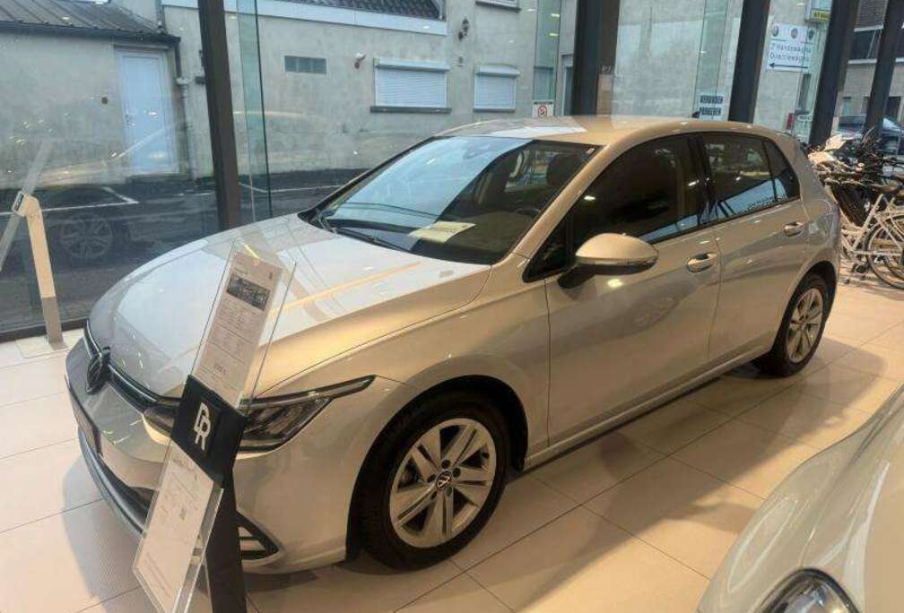 Volkswagen VIII Life