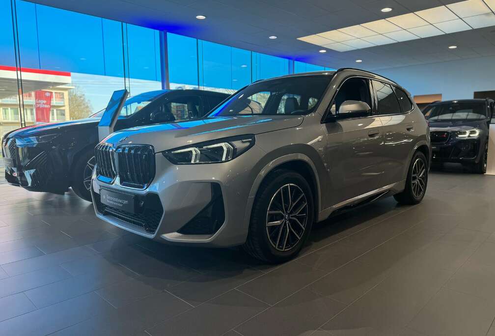 BMW xDrive30 *313 pk*