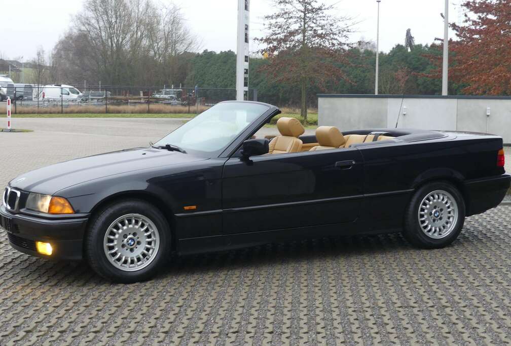 BMW i Cabriolet E36 **Dealeronderhouden**