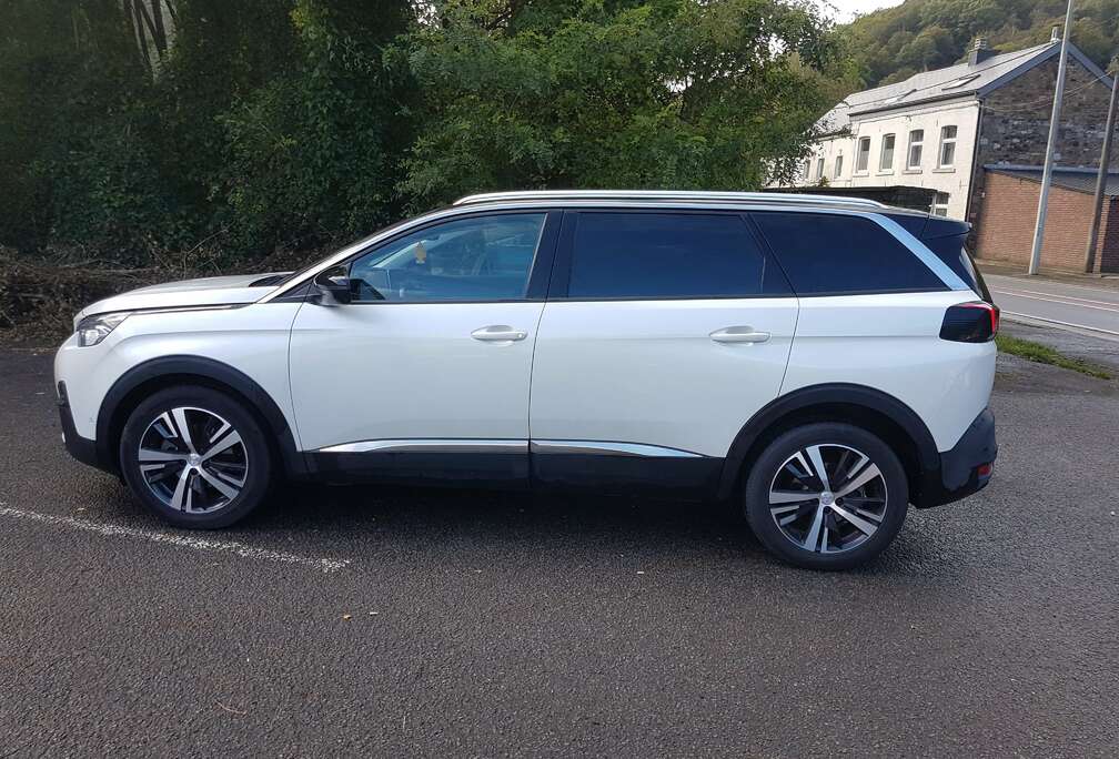 Peugeot 5008 1.2