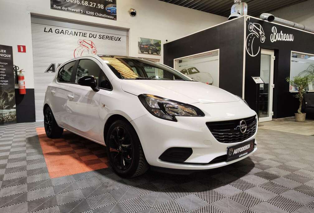 Opel Corsa 1.4i Black Edition **boite AUTO**