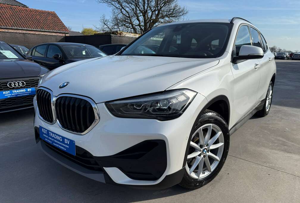 BMW 1.5i AUTOMAAT FULL LED NAVI CAMERA HEAD-UP DAB PDC