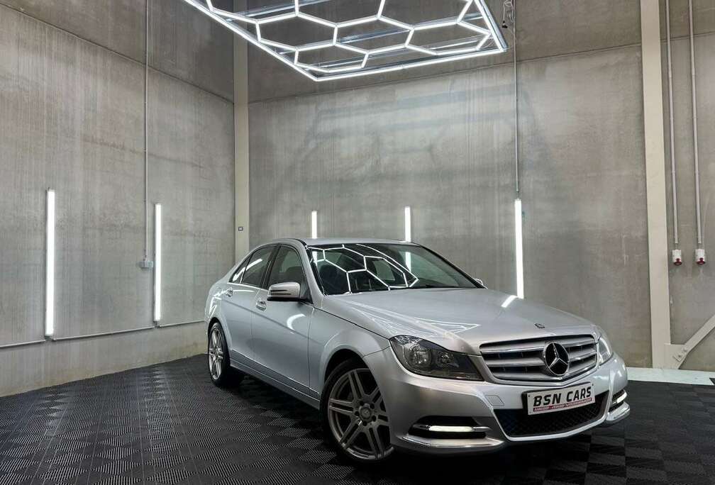 Mercedes-Benz AVANTGARDE/PDC/NAVI/GARANTIE