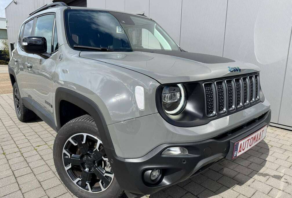 Jeep Renegade PHEV 1.3 T4 AWD Trailhawk DDCT