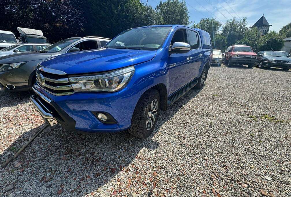 Toyota 2.4 D-4D 4WD Lounge
