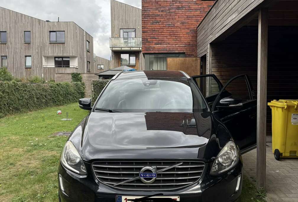 Volvo 2.0 D3 Summum R-Design