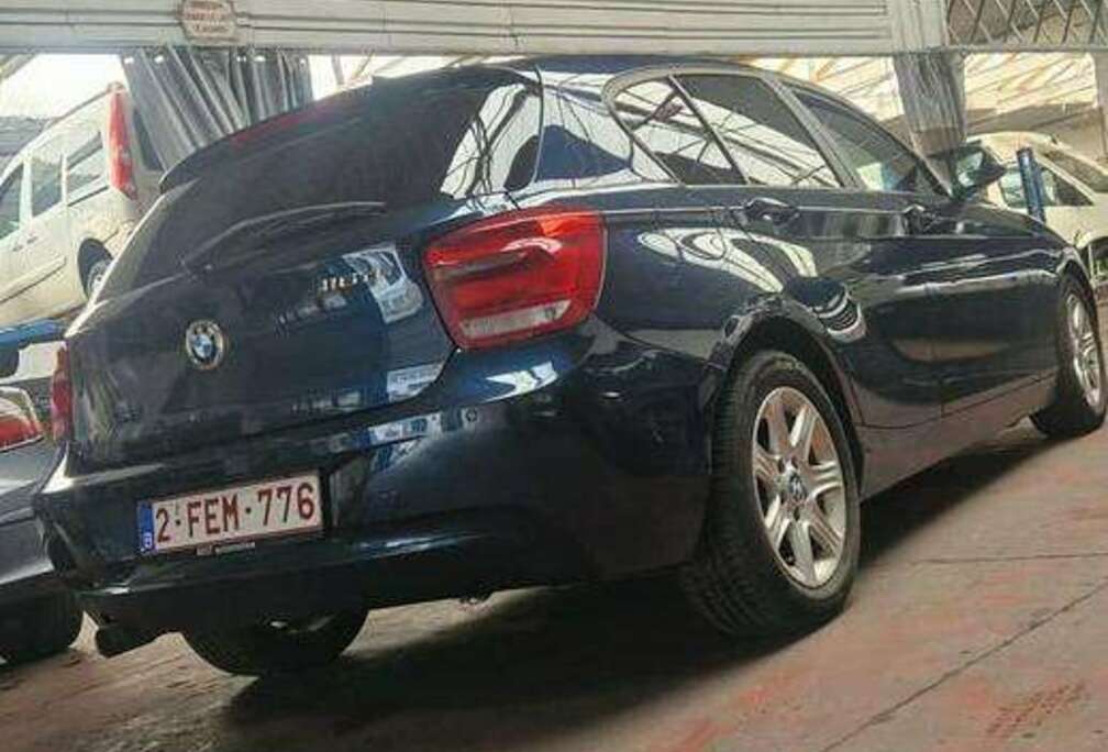 BMW 118d Sport Line