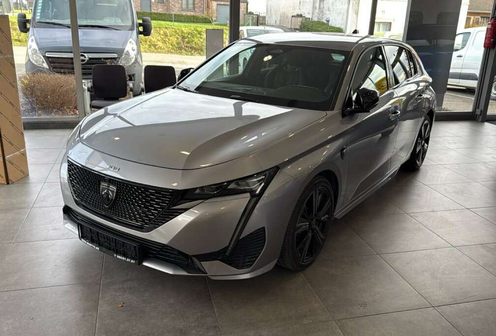 Peugeot BlueHDi S&S GT EAT8