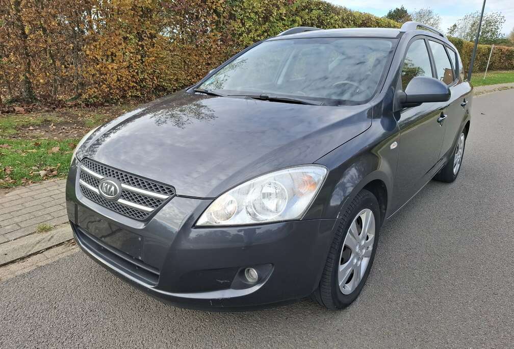 Kia Cee\'d SW 1.6 Turbo CRDi VGT LX