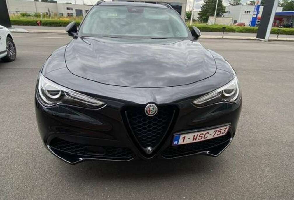 Alfa Romeo Stelvio 2.2 Diesel AT8 Q4 B-Tech (AWD)