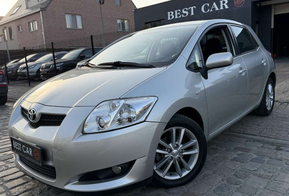Toyota 1.33i VVT-i * Navi * Benzine