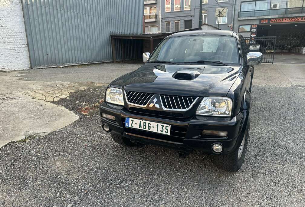 Mitsubishi 2.5 Turbo int. Instyle 4WD clean*EXPORT*0485905657