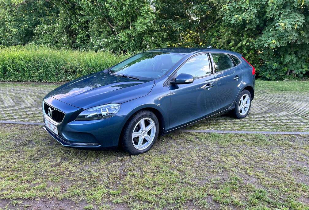 Volvo V40 2.0 D2 Edition AdBlue (EU6d-TEMP)