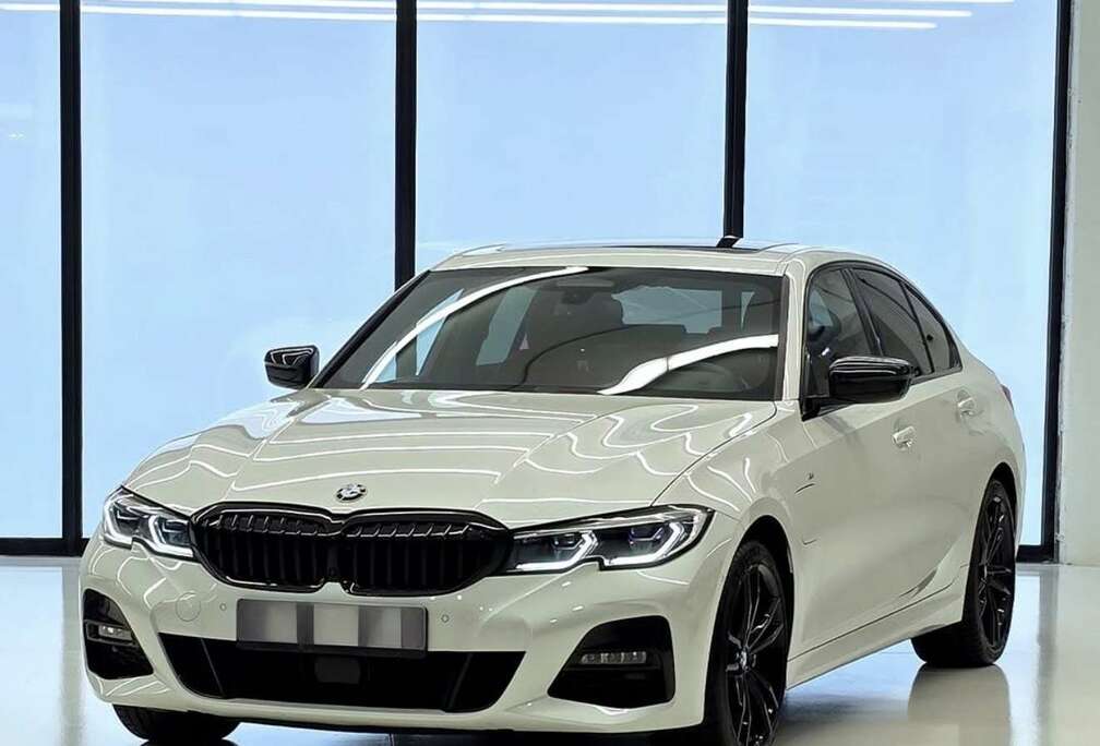 BMW 330e Xdrive M Pack