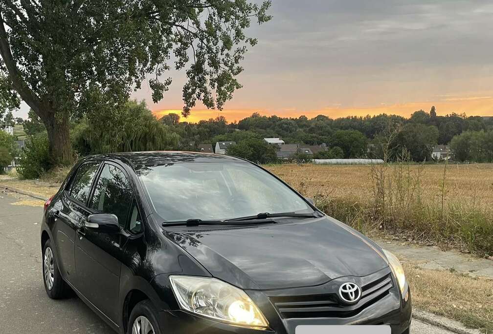 Toyota 132 VVT-i Dynamic Pack GPS MultiMode