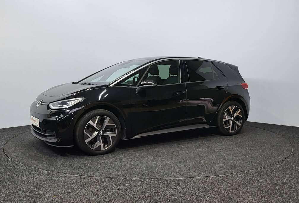Volkswagen 58 kWh Pro | 2023 | 31.831 km | Adaptive Cruise | Led | CarPlay | Camera | Trekhaak | DAB | Navi | ADAS | TopDeal
