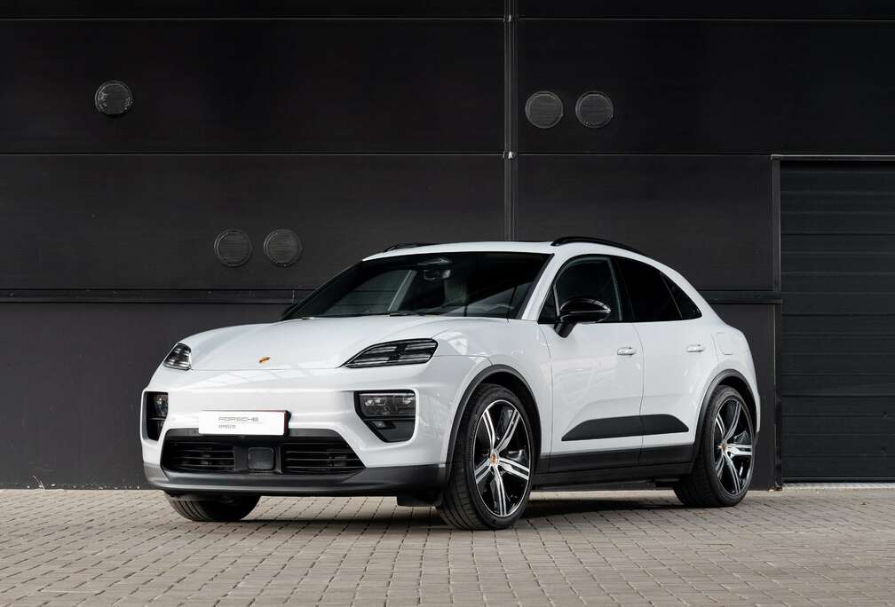 Porsche e-Macan 100 kWh 4