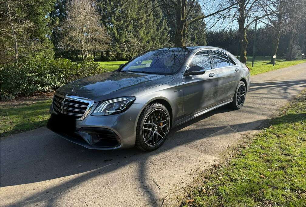 Mercedes-Benz AMG V8 4Matic+ **Full options 65.000eHTVA NETTO**