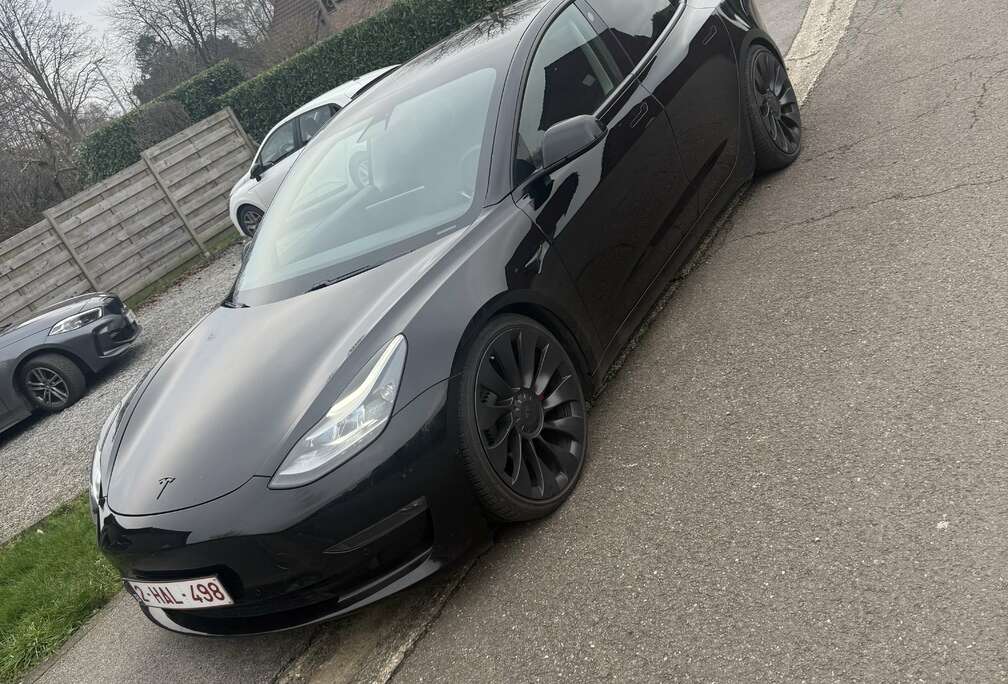 Tesla Performance Dual Motor AWD