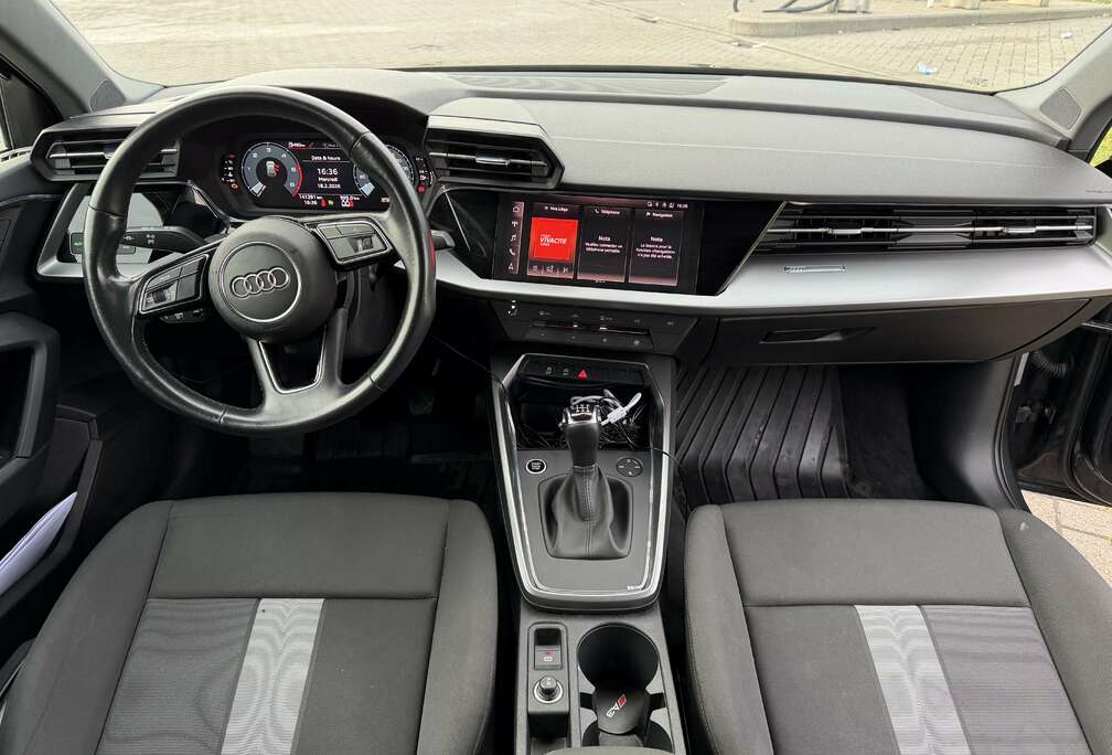 Audi Sportback 30 TDi Advanced