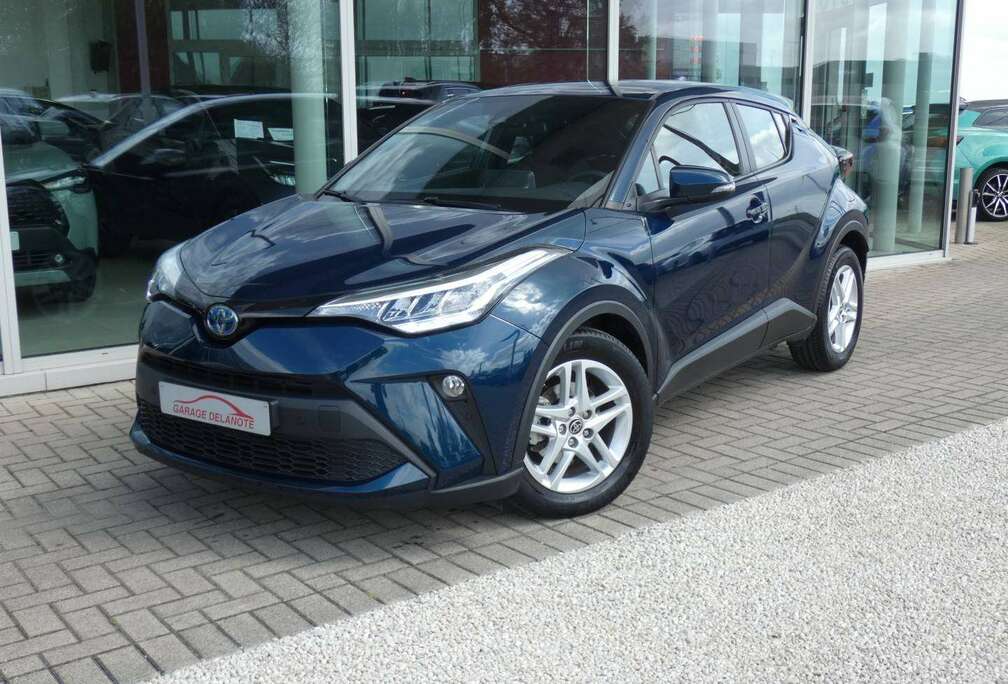 Toyota 1.8 HYBRID +GPS +Parkeersensoren +Zetelverwarming +Camera +Adaptieve cruise control +Carplay