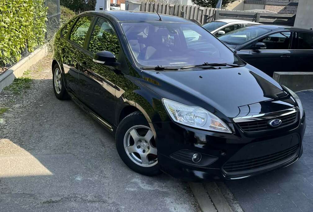 Ford Turnier 1.6 TDCi DPF Titanium
