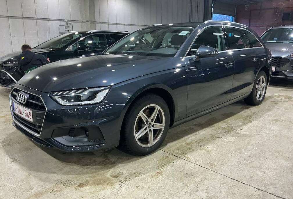 Audi A4*S*LINE*LOOK S LINE*XENON/CARPASS*CARPLAY