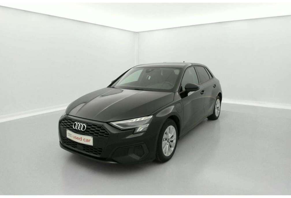 Audi 40 TFSIe 150(204) kW(ch) S tronic