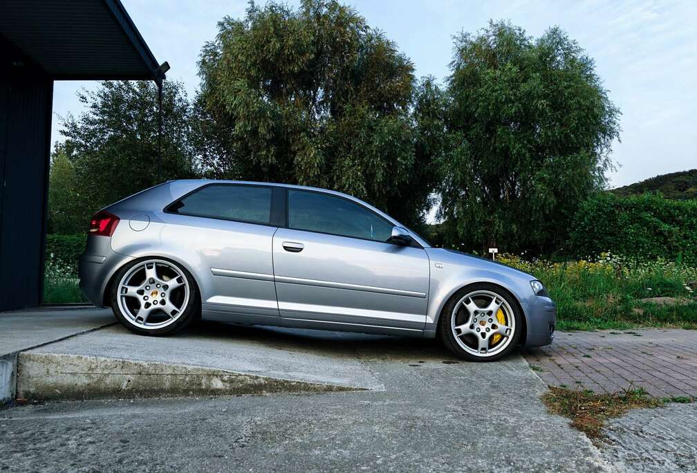 Audi 3.2i V6 24v Quattro S-line BVM6