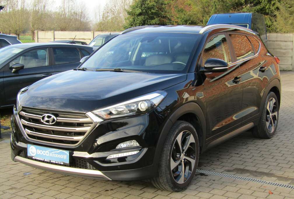 Hyundai Tucson blue 1.7 CRDi 2WD Style