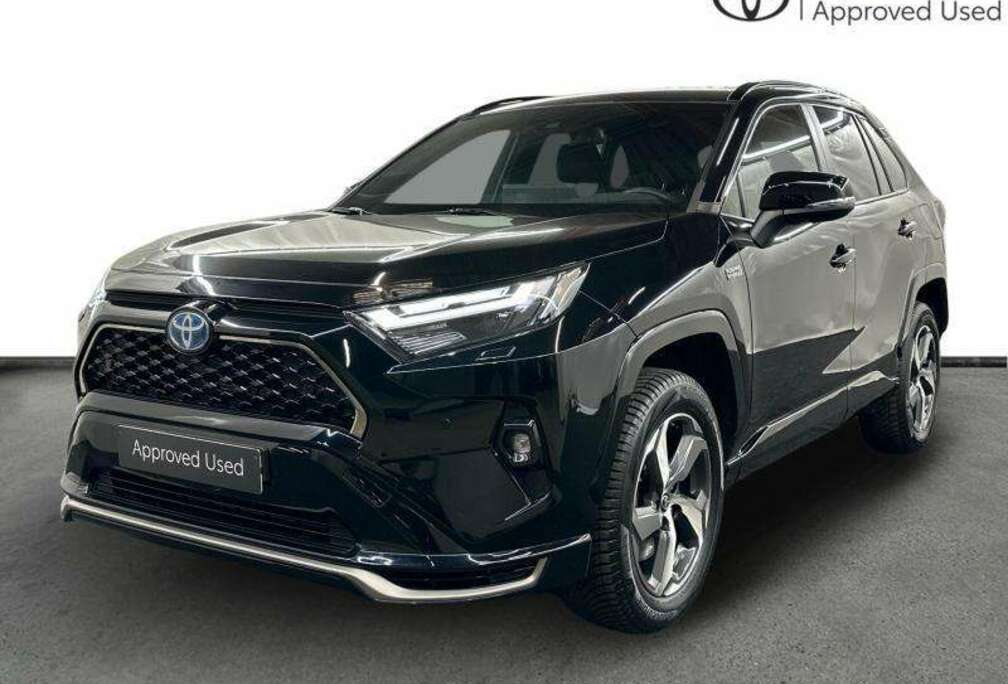 Toyota Dynamic Plus AWD PHEV