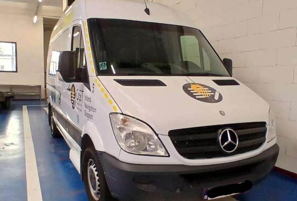 Mercedes-Benz 315 2.1 CDI A3