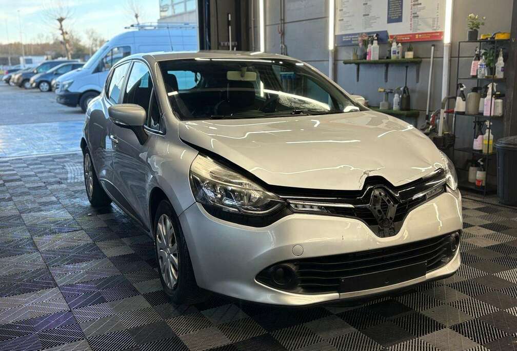 Renault 1.2 16V benzine bj. 2014 95000km