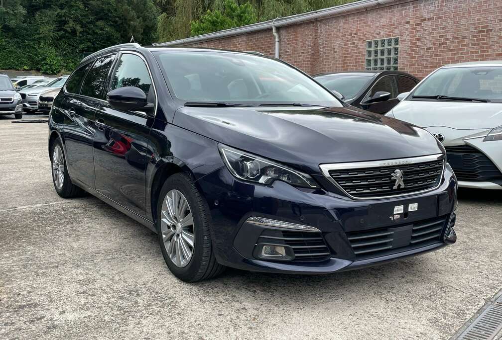 Peugeot SW 1.2  Allure