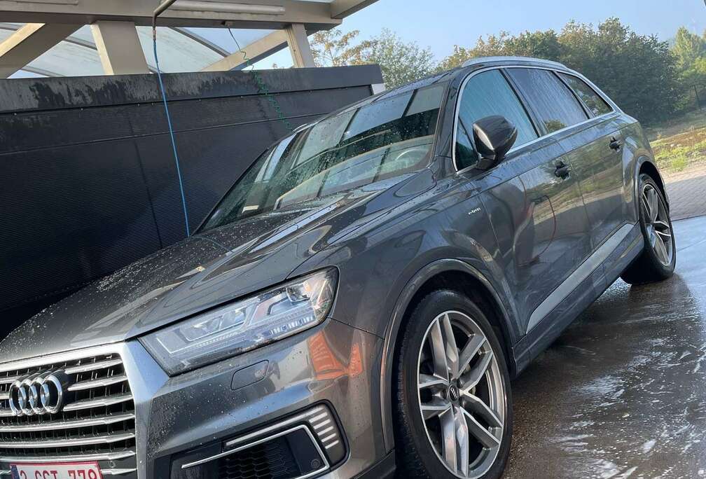 Audi 3.0 TDI e-tron quattro tiptronic