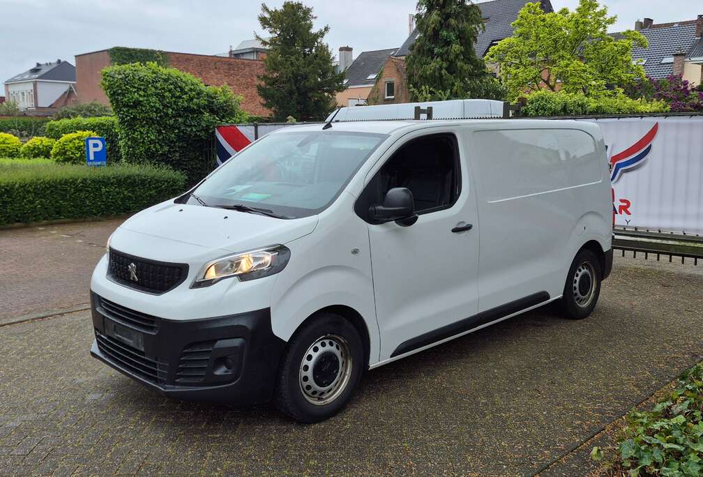 Peugeot 1.5 BlueHDi CarPlay / Android / Navi / Airco / PDC