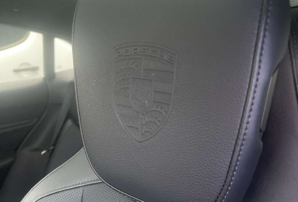 Porsche Sport Turismo