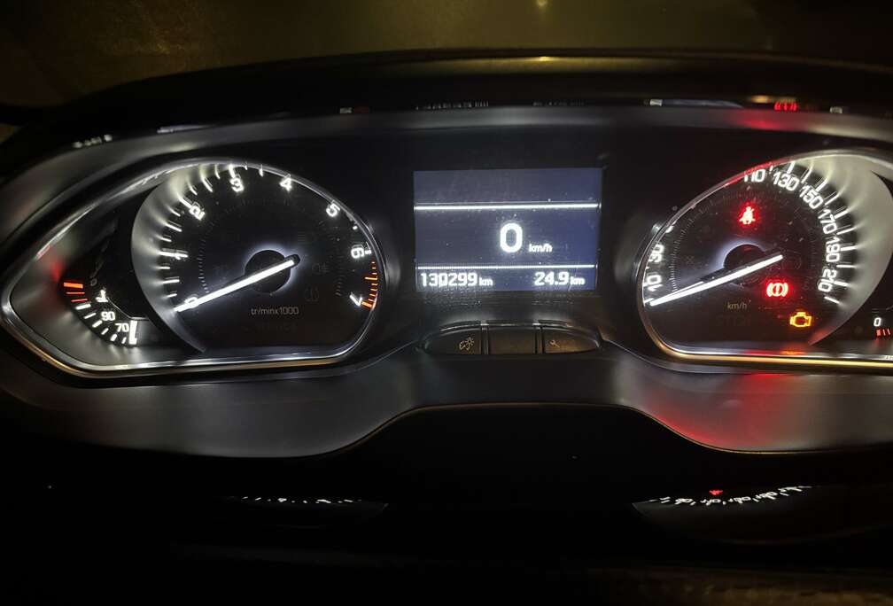 Peugeot 1.2i PureTech Style