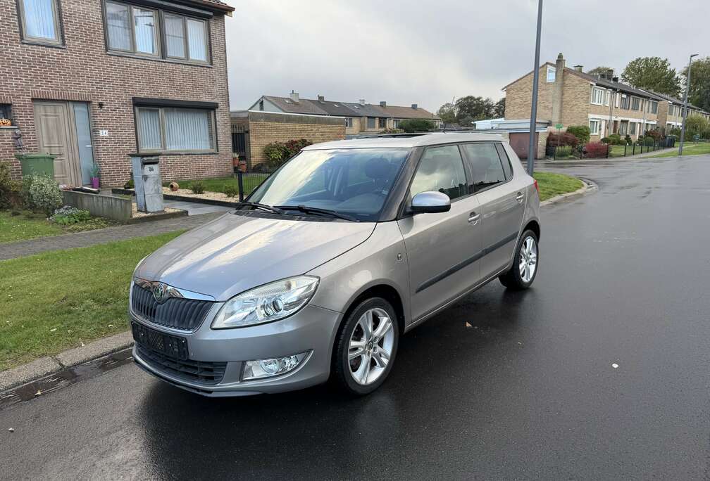 Skoda 1.2 TSI Automatique DSG Toit Ouvrant