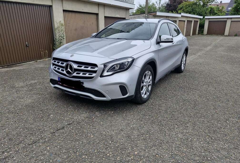 Mercedes-Benz d FULL OPTION