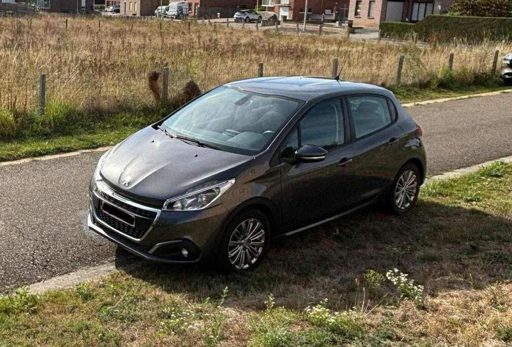 Peugeot 208 PureTech 82 Stop