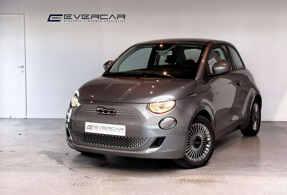Fiat 500e 42kWh Icon **CARPLAY*DAB*CAMERA**