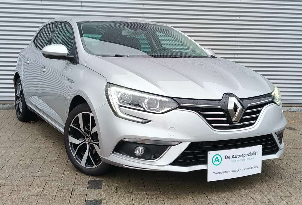 Renault Megane TCe 140 EDC BOSE - NIEUWE DISTRIBUTIERIEM