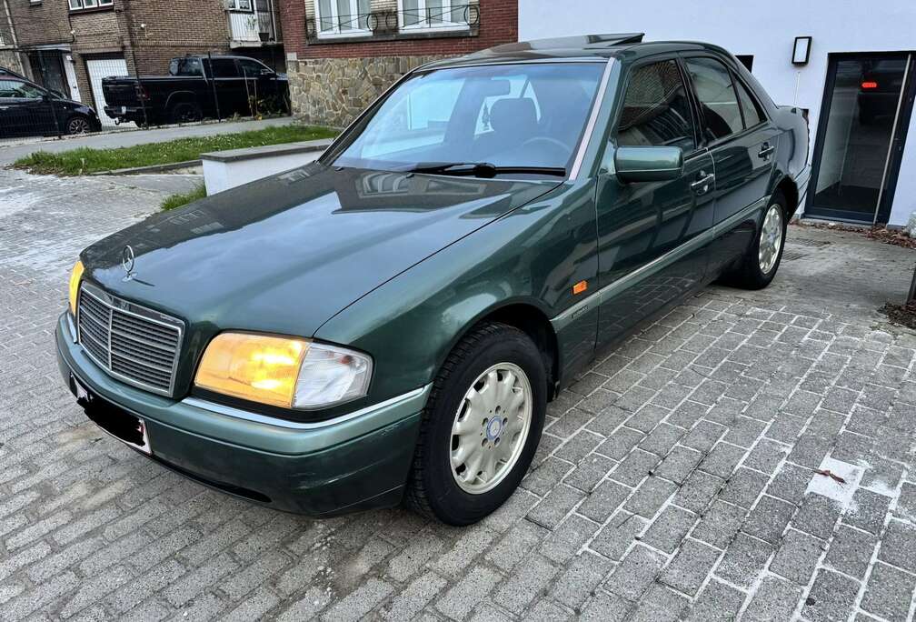 Mercedes-Benz Elegance