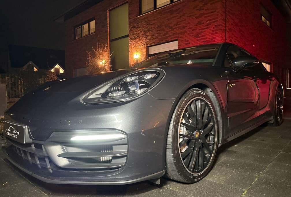Porsche Panamera 4 E-Hybrid Sport Turismo